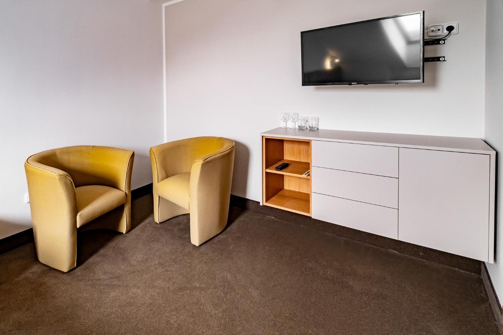 Relax Hotel Stork Lednice Dış mekan fotoğraf